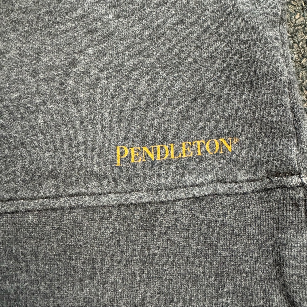 Pendleton Sweatshirt - Picture 5 of 7